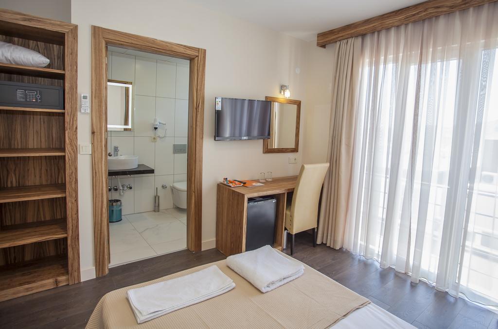 My Solmaz Hotel Çeşme Zewnętrze zdjęcie